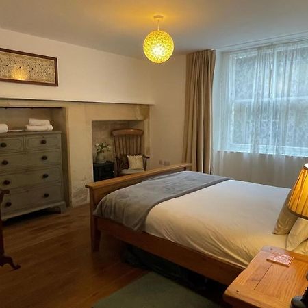 Beautiful 3 Bed Basement Flat With Garden Daire Bath Dış mekan fotoğraf